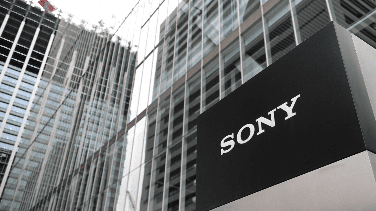 Un Groupe de Hackers prétend avoir Infiltré tous les systèmes Sony