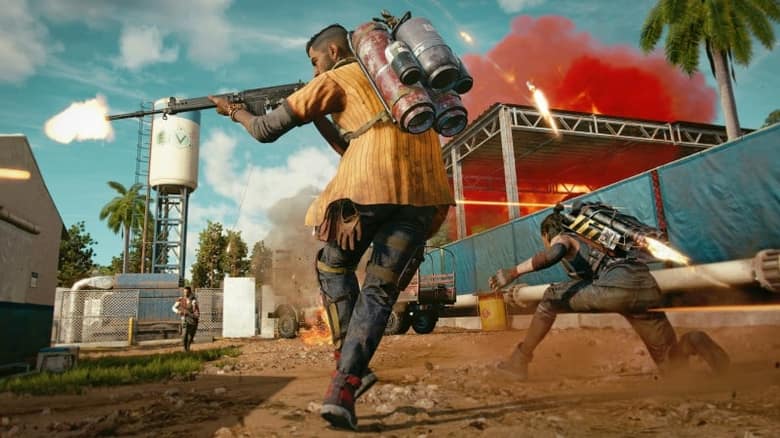 Far Cry 6 : un guérillero au lance-flammes attaque un poste de contrôle sous les palmiers