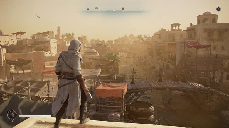 Basim, en tenue blanche d'assassin, observe depuis un toit les canaux et les maisons de Bagdad